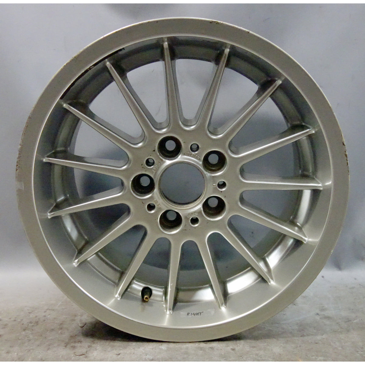 1997-2003 BMW E39 5-Series 17x8 Front Style 32 Multi Spoke Wheel OEM