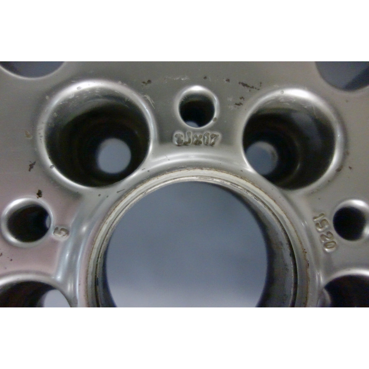 1997-2003 BMW E39 5-Series 17x8 Front Style 32 Multi Spoke Wheel OEM