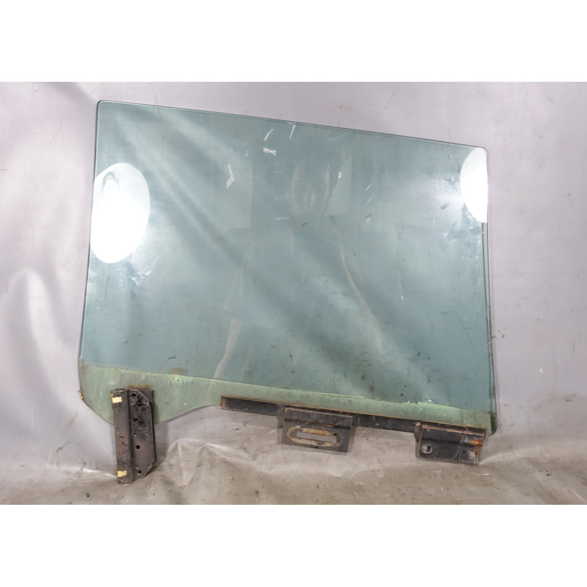 BMW 2002 1602 2002tii Left Front Green-Tint Door Window Glass OEM 1967-1976 E10