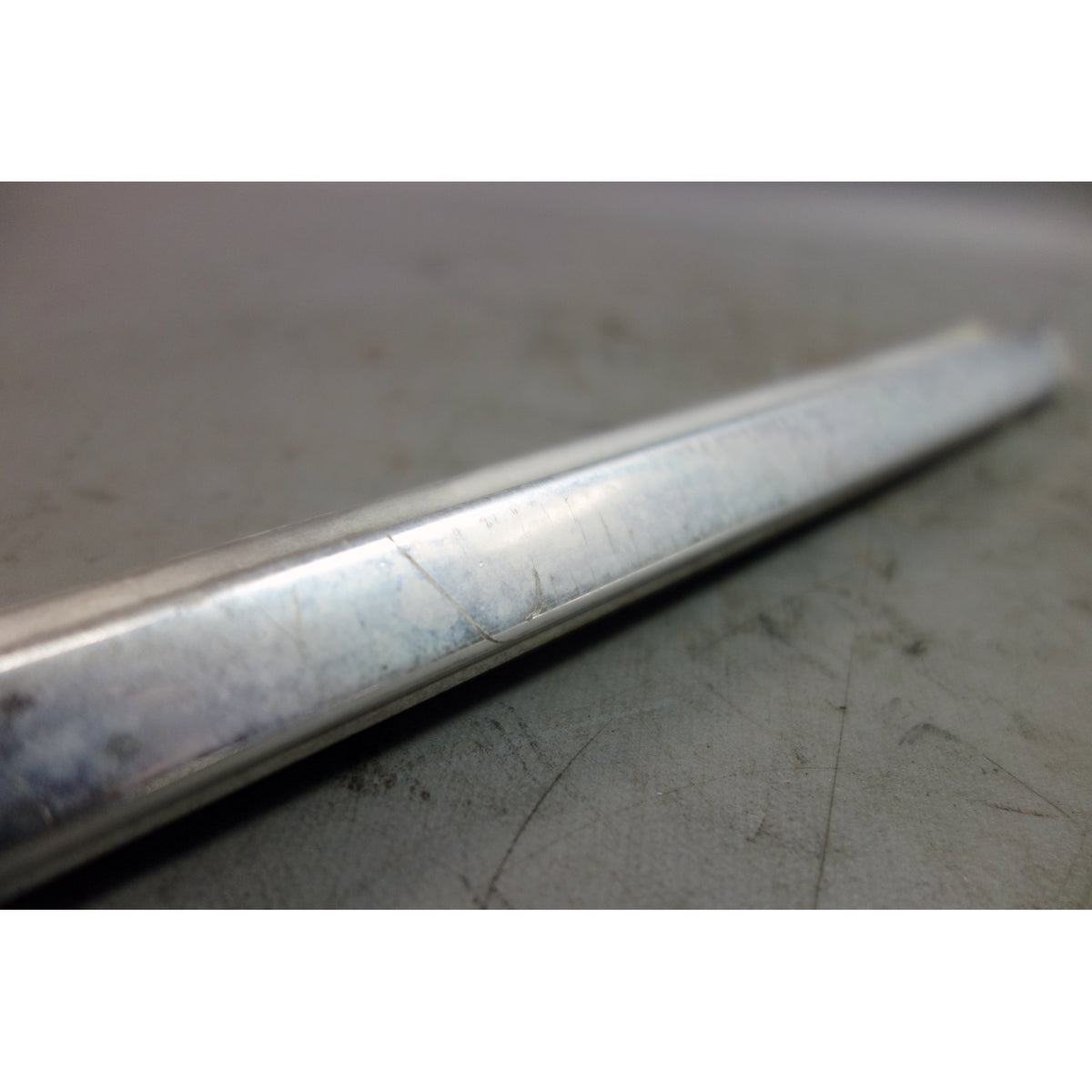 Damaged 1967-1976 BMW 114 E10 2002 B-Pillar Exterior Trim Set Chrome Left Right