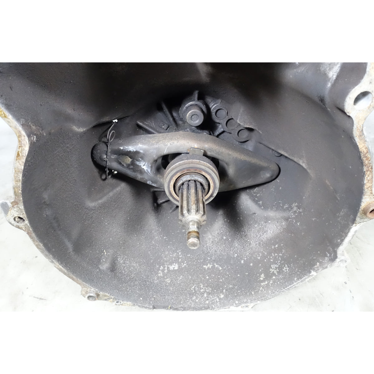 1967-1976 BMW 1602 2002tii 114 4-Speed Manual Getrag 232 Transmission OEM