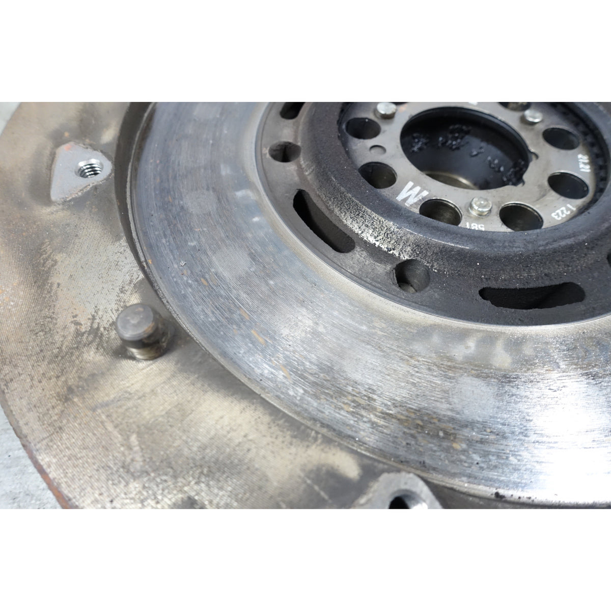 BMW E39 540i V8 Dual-Mass Flywheel Manual LuK 1997-2003 OEM