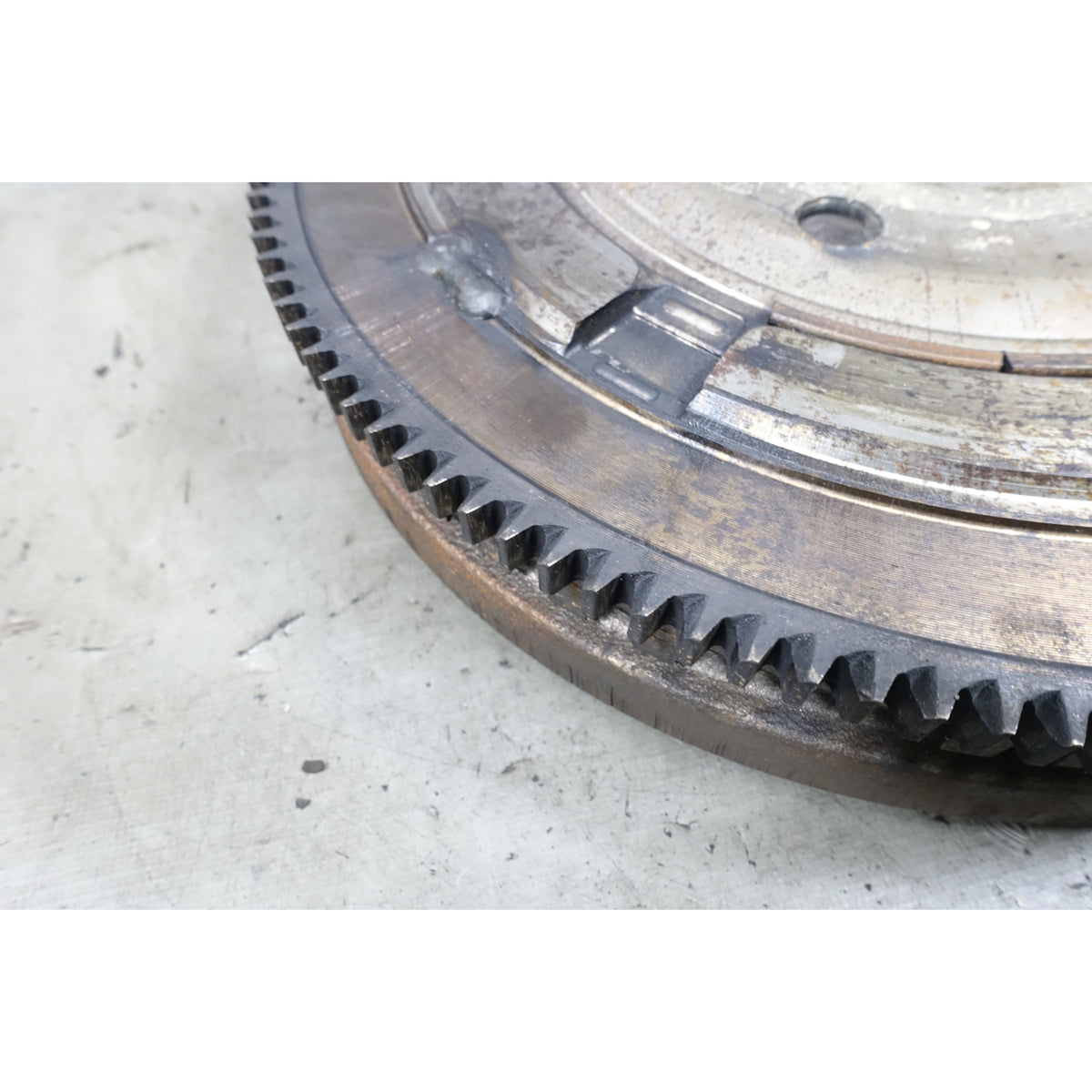 BMW E39 540i V8 Dual-Mass Flywheel Manual LuK 1997-2003 OEM