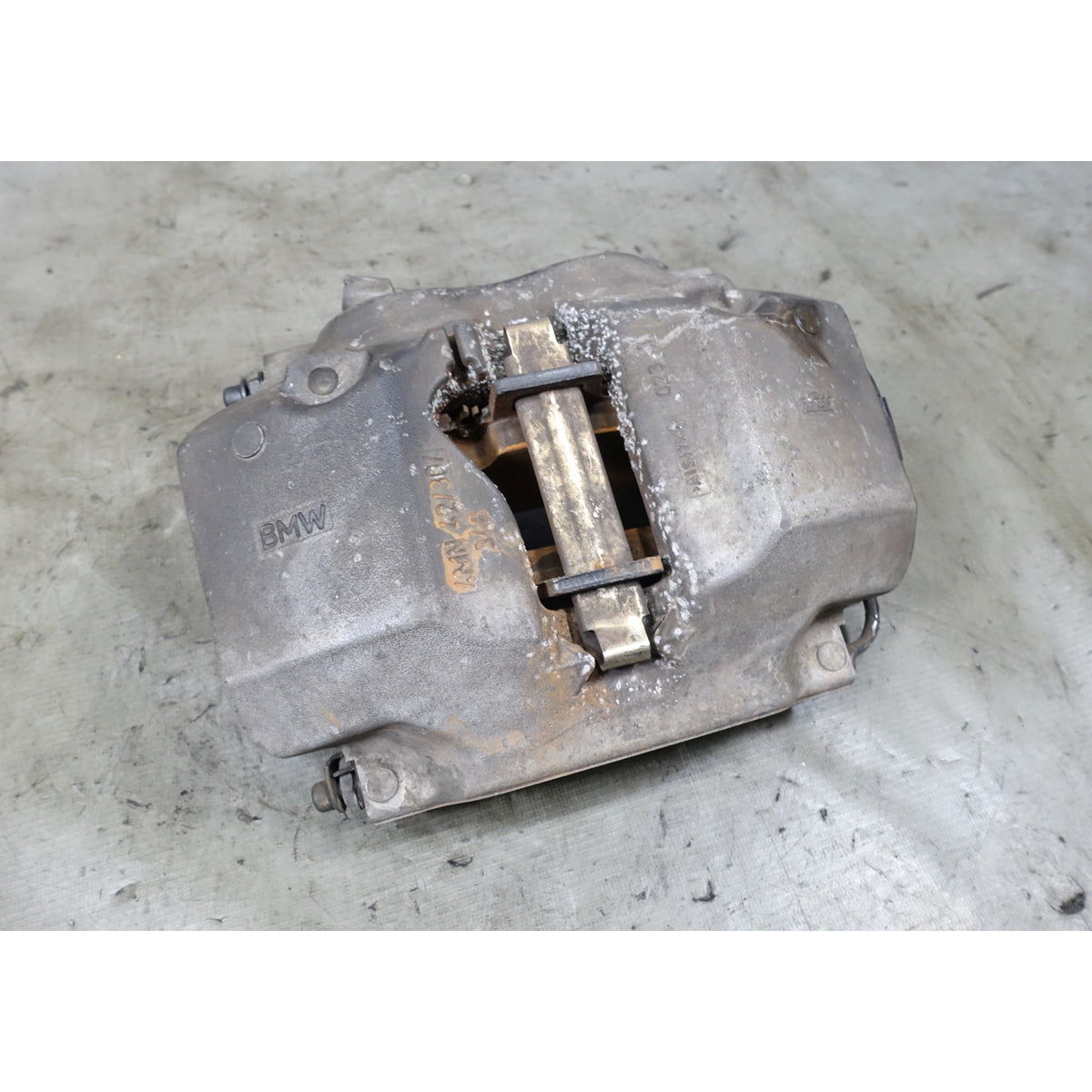 BMW G30 G05 G06 Factory Left Front Driver's Brake Caliper OEM 2017-2023