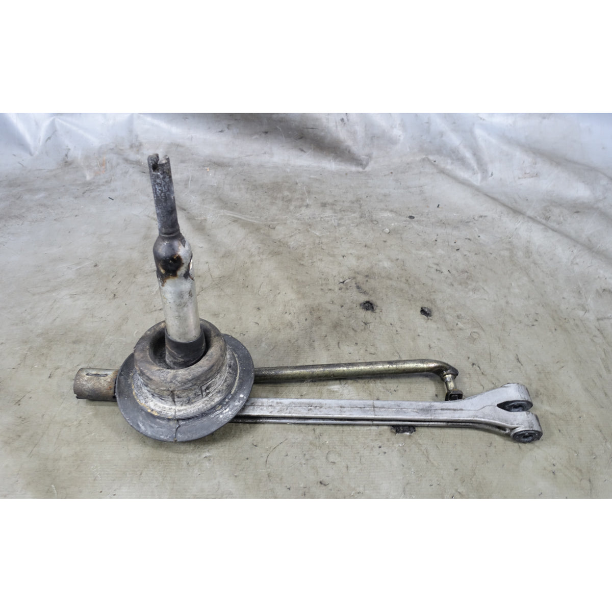 BMW E39 540i M5 6-Speed Manual Shifter Linkage Lever OEM 1997-2003