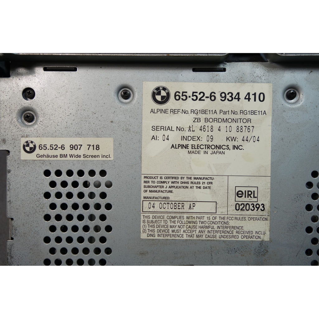 00-05 BMW E46 3-Series Factory Navigation Radio Display CD Player *FOR-PARTS*