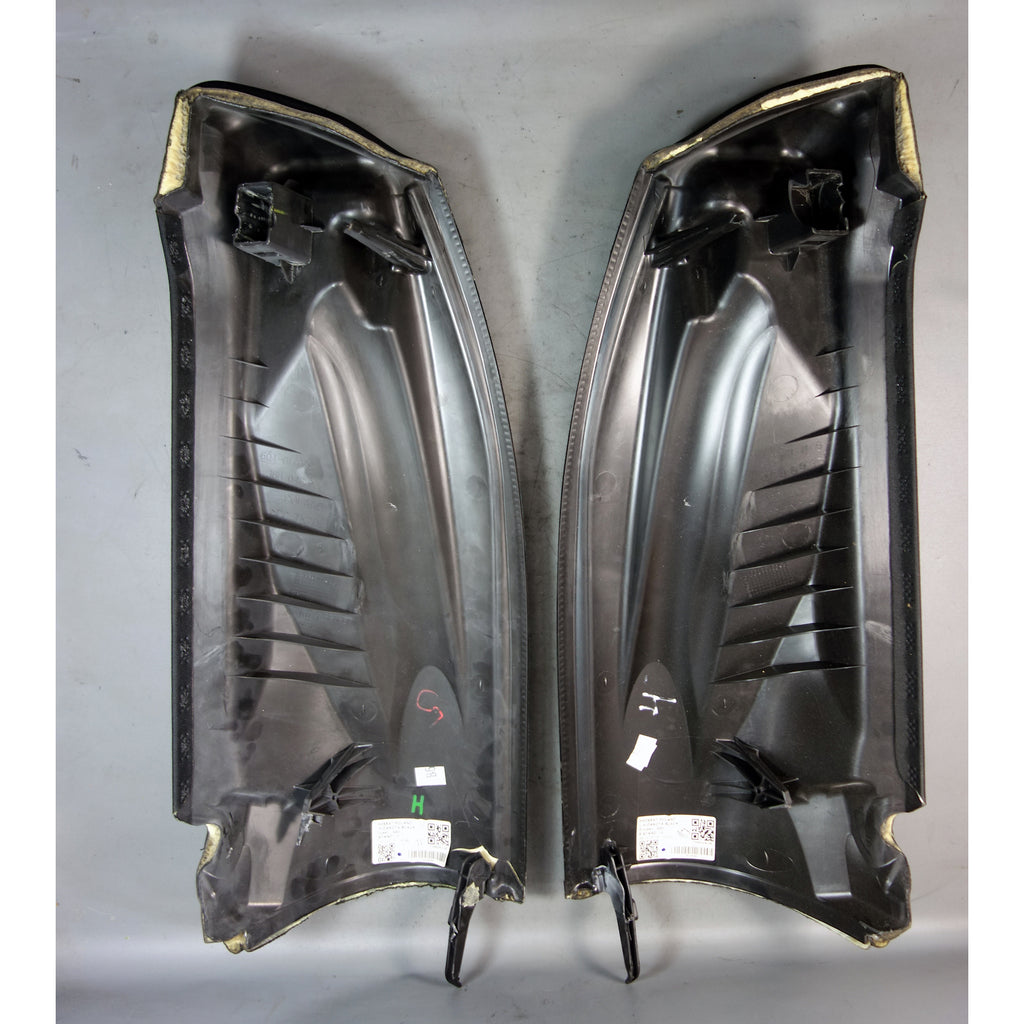 Damaged 17-23 BMW G30 5-Series Rear Seat Side Bolster Pair Black Dakota Leather