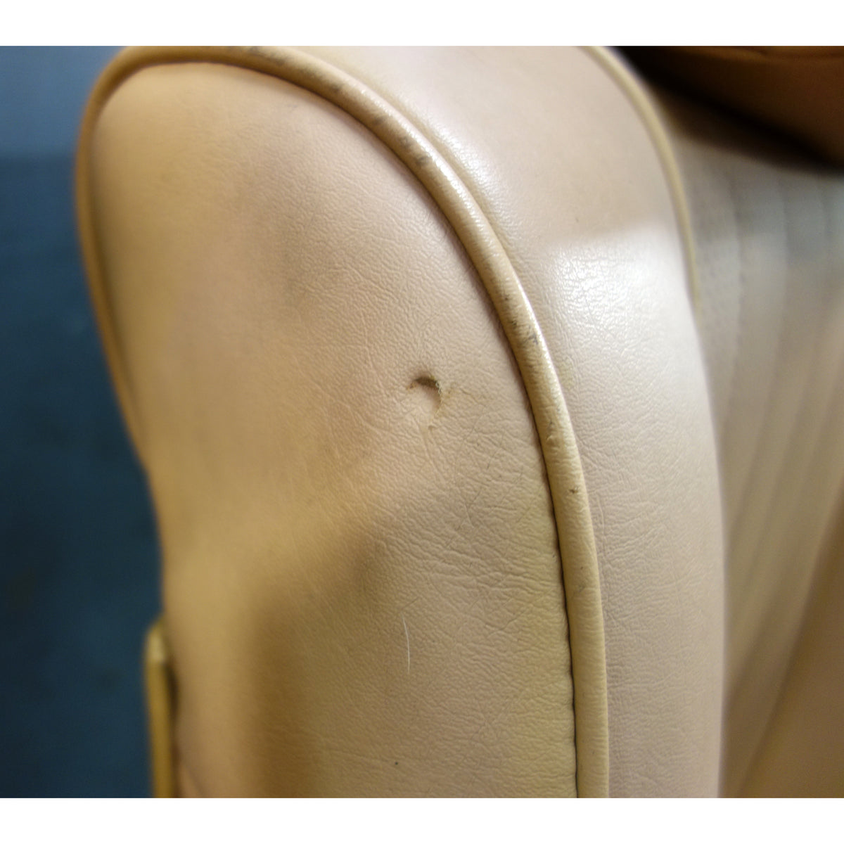 1967-1976 BMW 114 E10 2002 Coupe Front Seat Pair Reupholstered Beige Vinyl