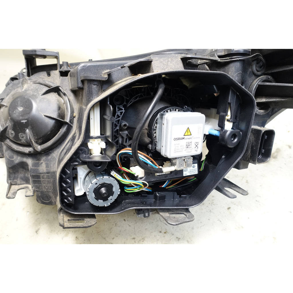 BMW E60 E61 5-Series LCI Right Xenon Adaptive Headlight AFS OEM 2007-2010 *Note*