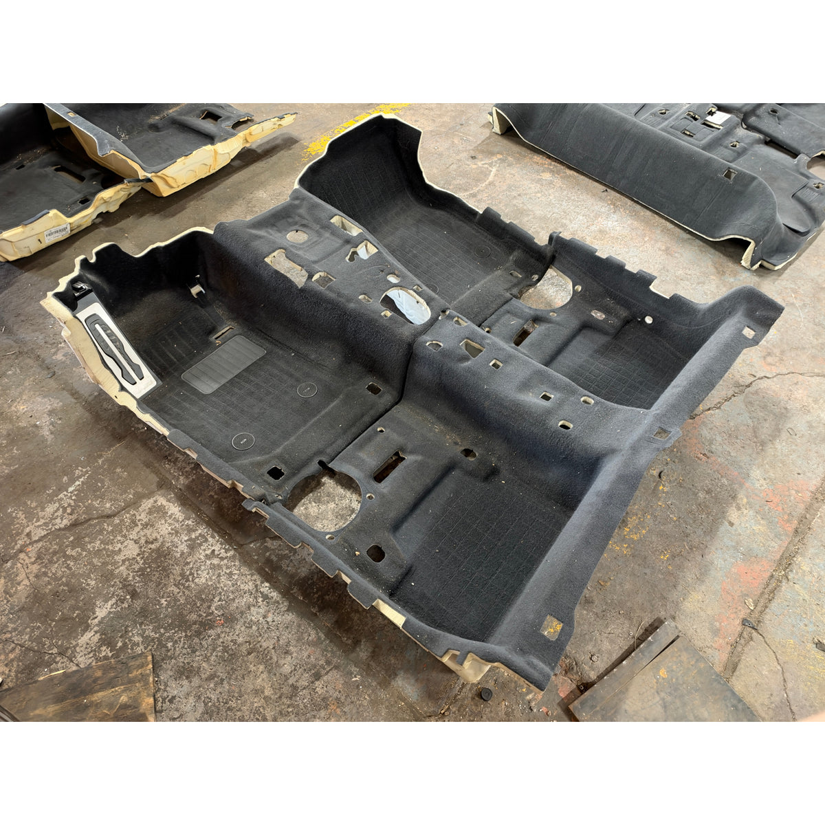 BMW G87 M2 Floor Covering Carpet Set Anthracite Black Manual OEM 2023-2026