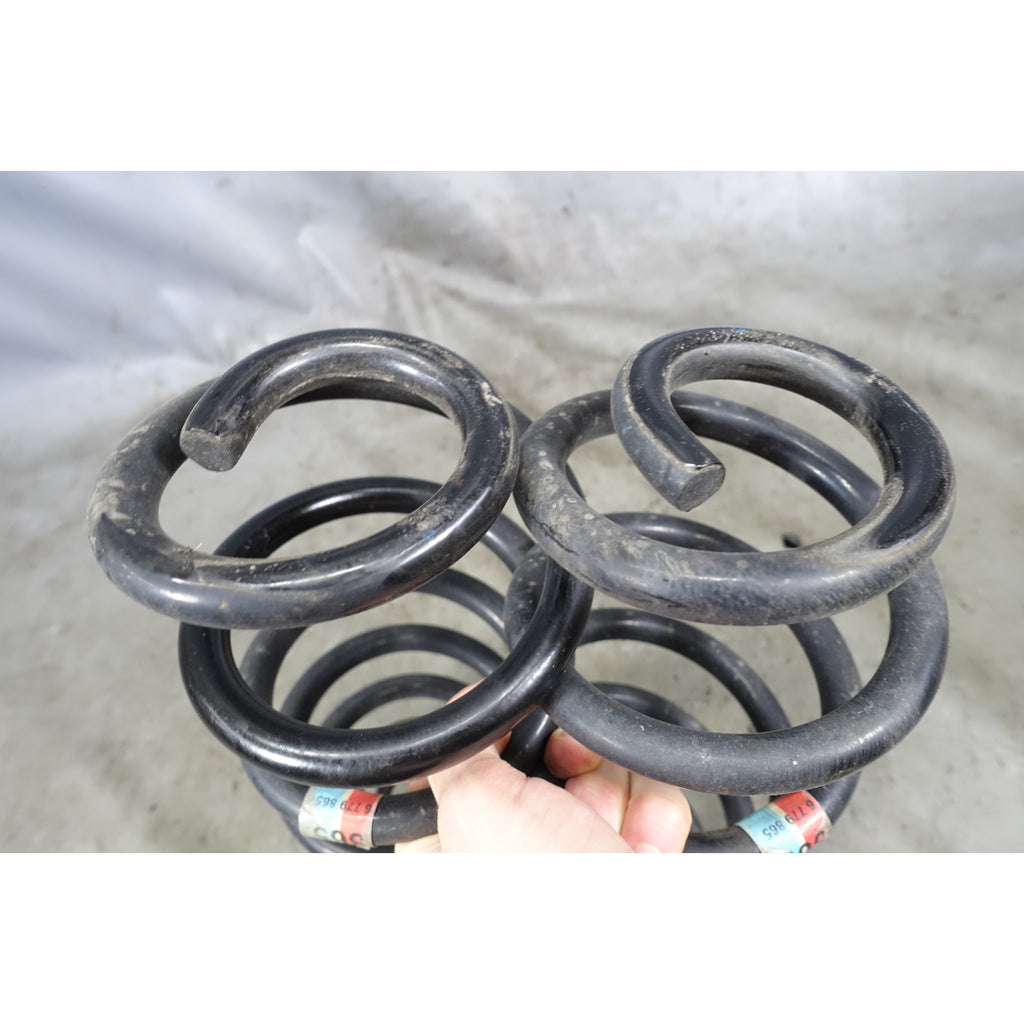 BMW F15 X5 35dX 50iX Factory Rear Axle Coil Spring Left Right OEM 865 2014-2018