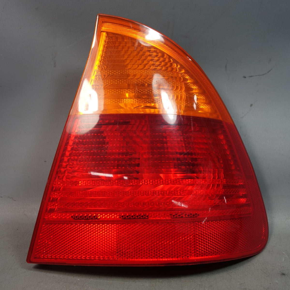 BMW E46 Touring Wagon Right Passenger Outer Tail Light OEM 00-05 325xi 325i 323i