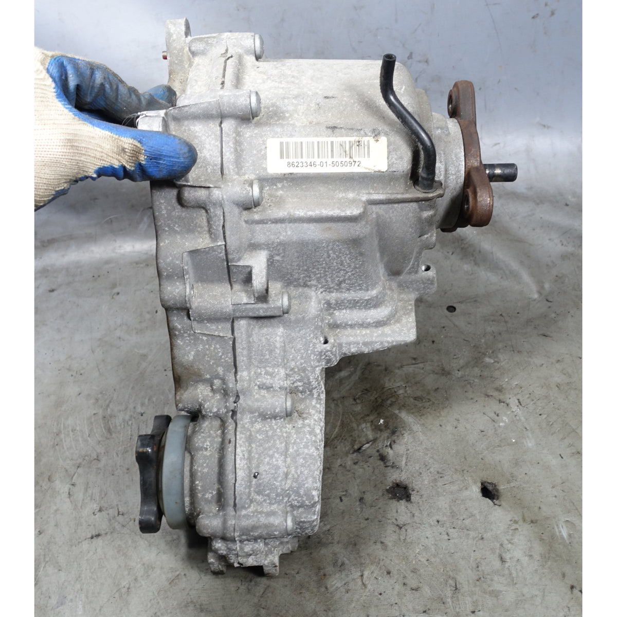 BMW F30 F32 F10 F22 xDrive Transfer Case ATC35L Transmission OEM 12-19 8643149