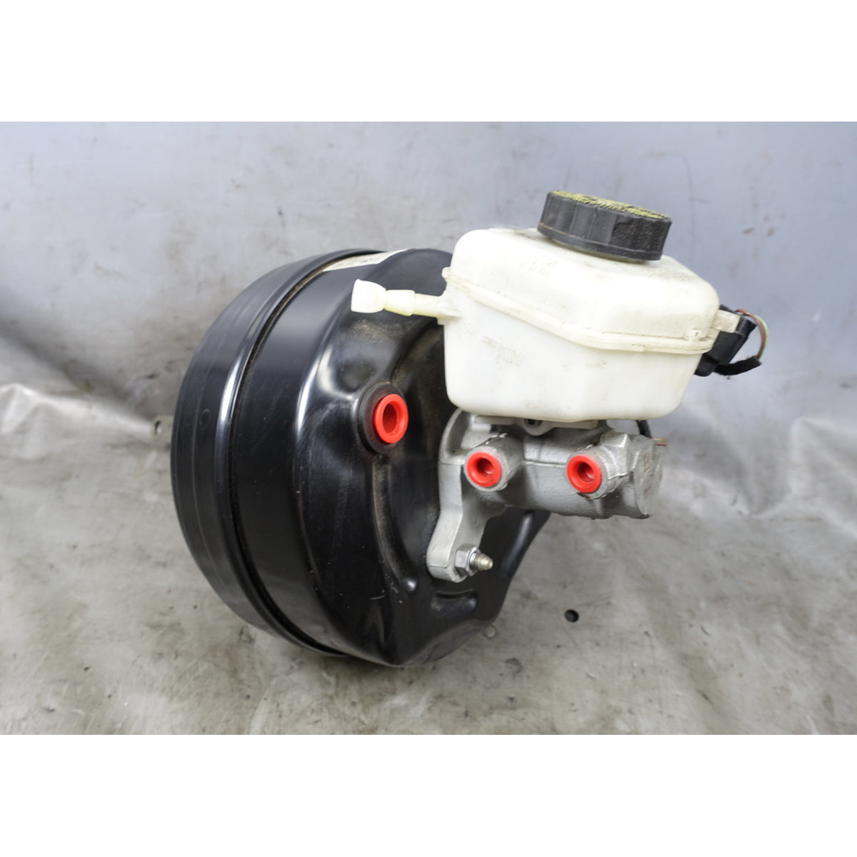 BMW F30 F31 F32 F33 F36 F22 Power Brake Booster and Master Cylinder 2012-2016