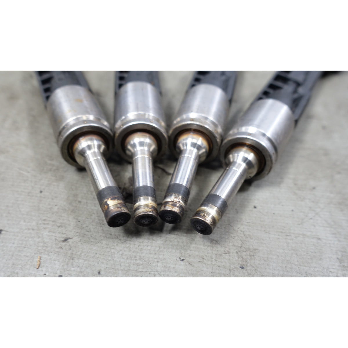 BMW F30 F22 F32 F36 N26 SULEV EU6 Direct Fuel Injector Set of 4 OEM 2014-2016