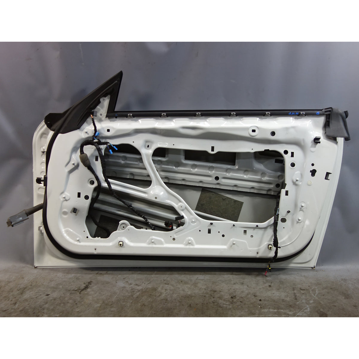 Damaged 2022-2026 BMW G42 G87 Right Front Door Shell  Alpine White 3 OEM