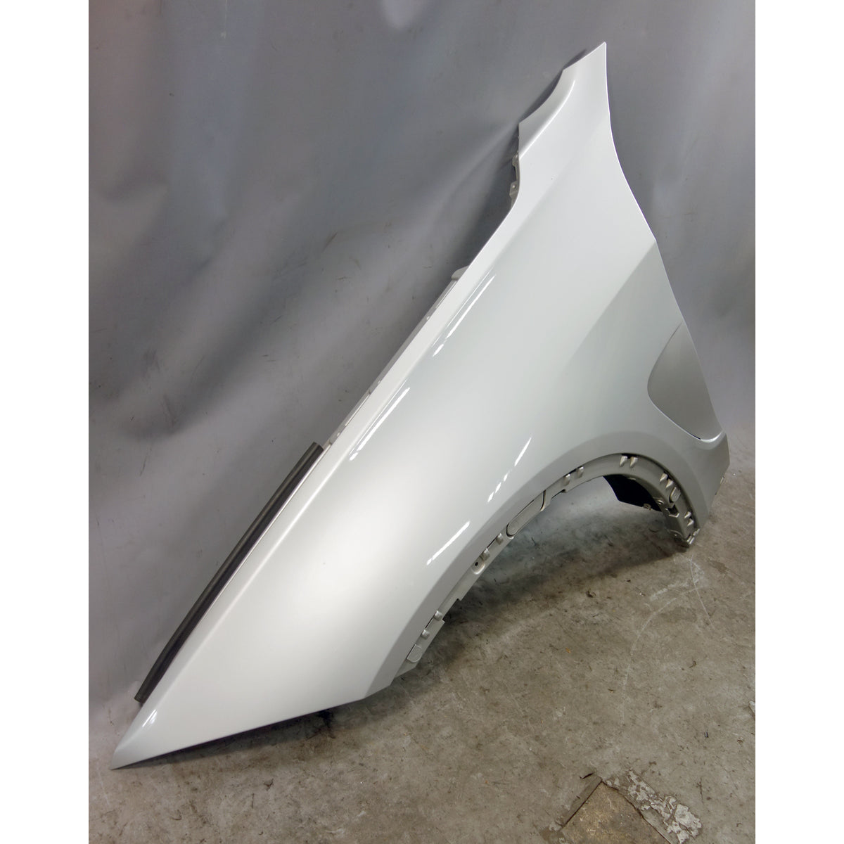 14-18 BMW F15 X5 Left Front Drivers Fender Panel Glacier Silver Metallic A83 OEM