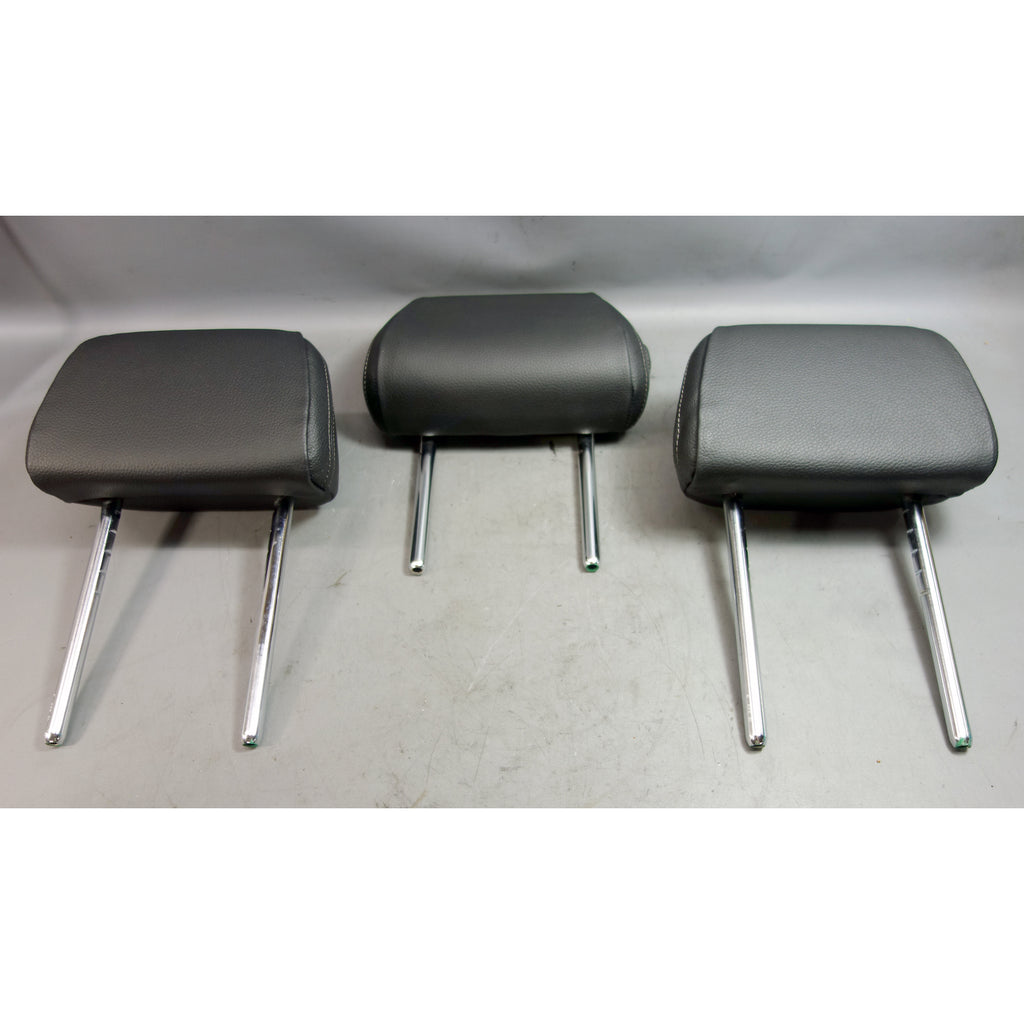 2017-2020 BMW 5-Series G30 OEM Rear Headrest Set Black Dakota Leather 530i 540i