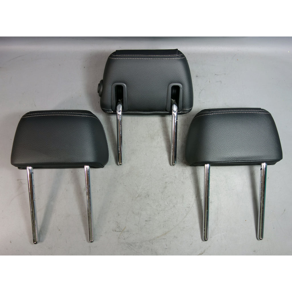 2017-2020 BMW 5-Series G30 OEM Rear Headrest Set Black Dakota Leather 530i 540i