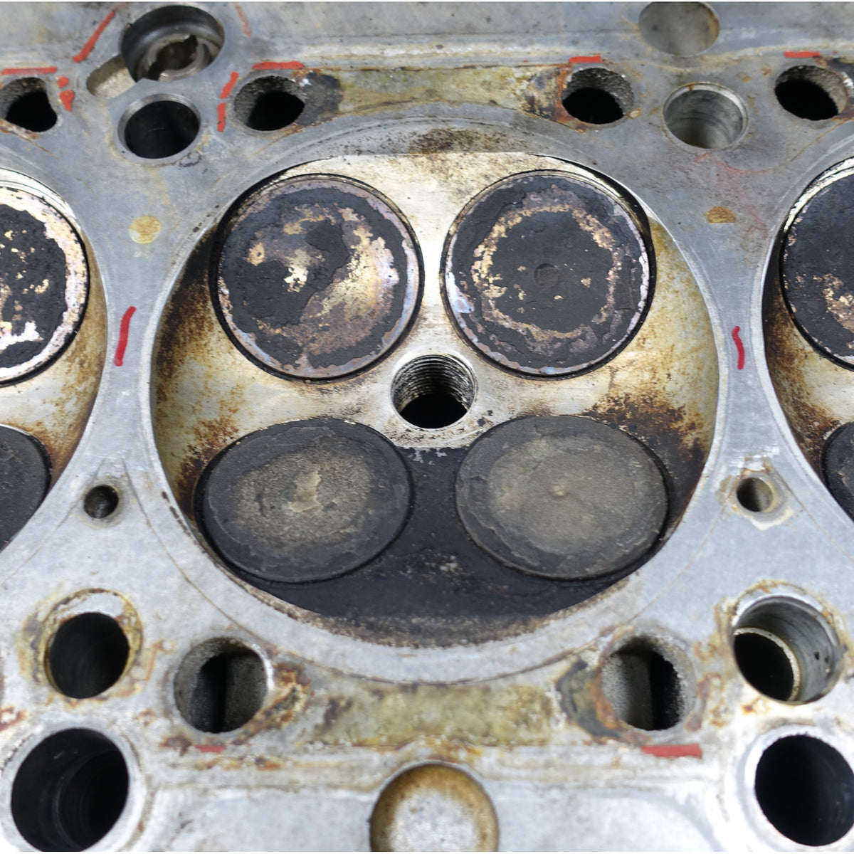 Damaged BMW E36 Z3 E34 M50 M52 S52 Cylinder Head Valves 1738400 OEM 1995-2000