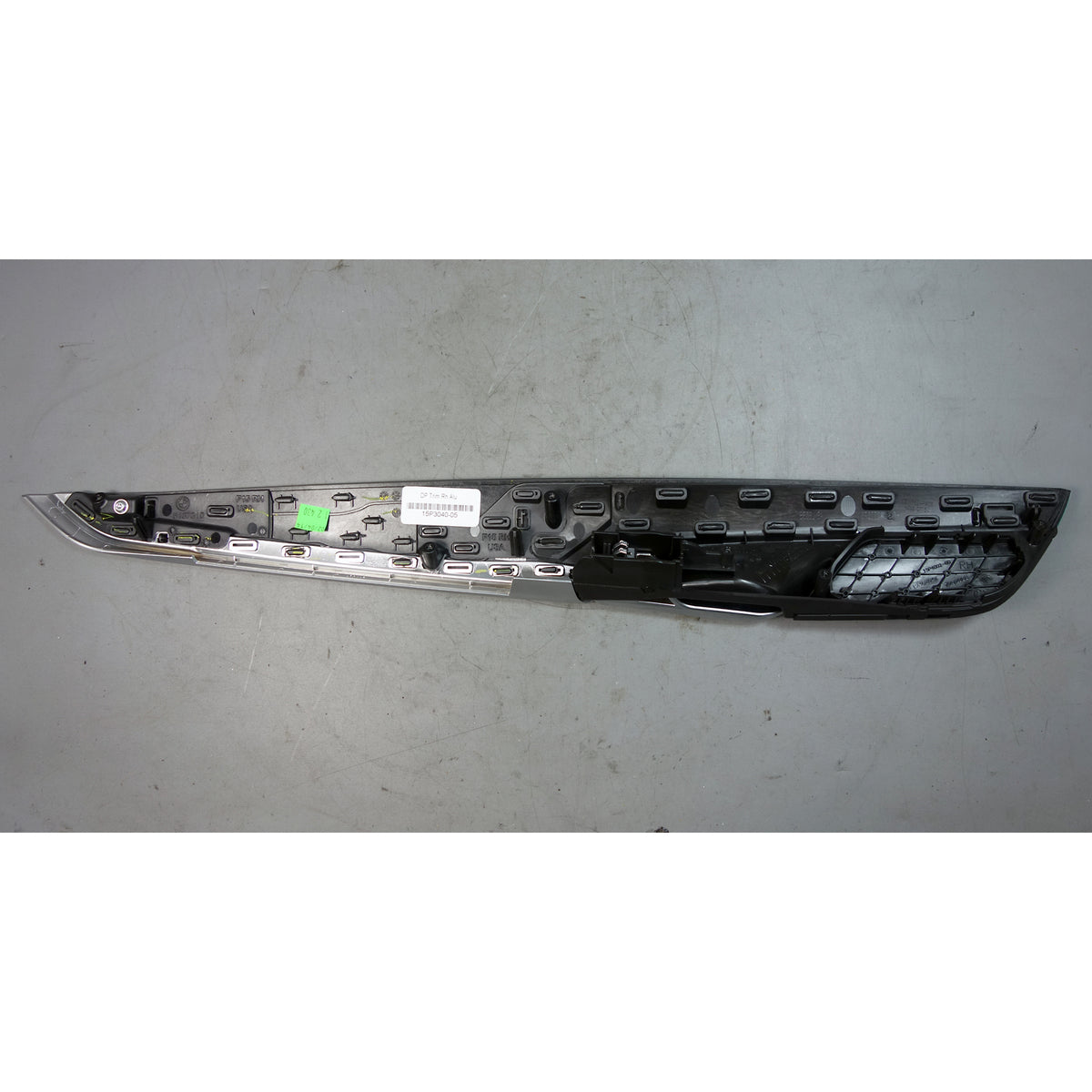 14-19 BMW F15 X5 Rear Door Panel Aluminum Finish Ground Trim W/ Door Handle OEM