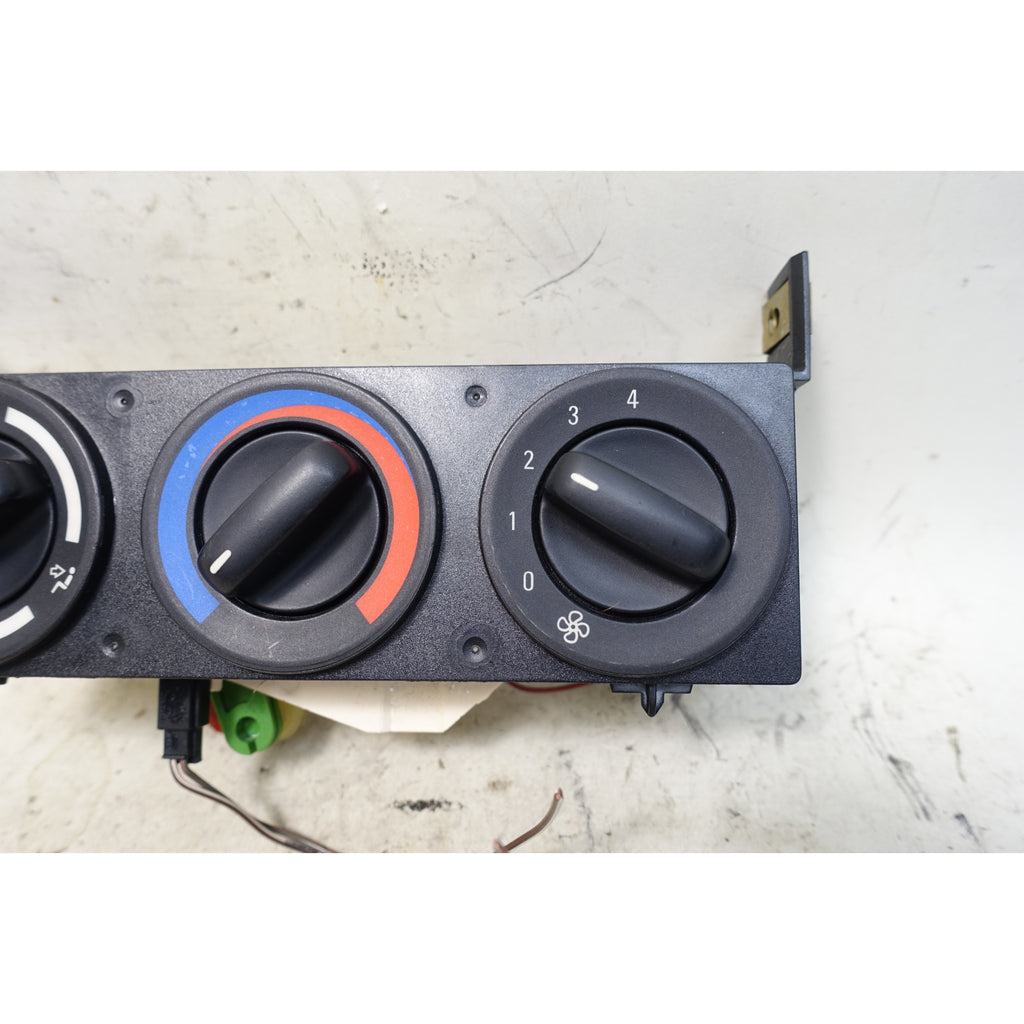 BMW Z3 Roadster Coupe Climate Control Face Panel OEM 1996-2002