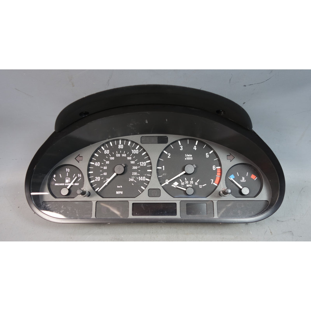 BMW E46 Sedan 323i 325i 328i 330i OEM Instrument Cluster Speedometer Auto 99-05