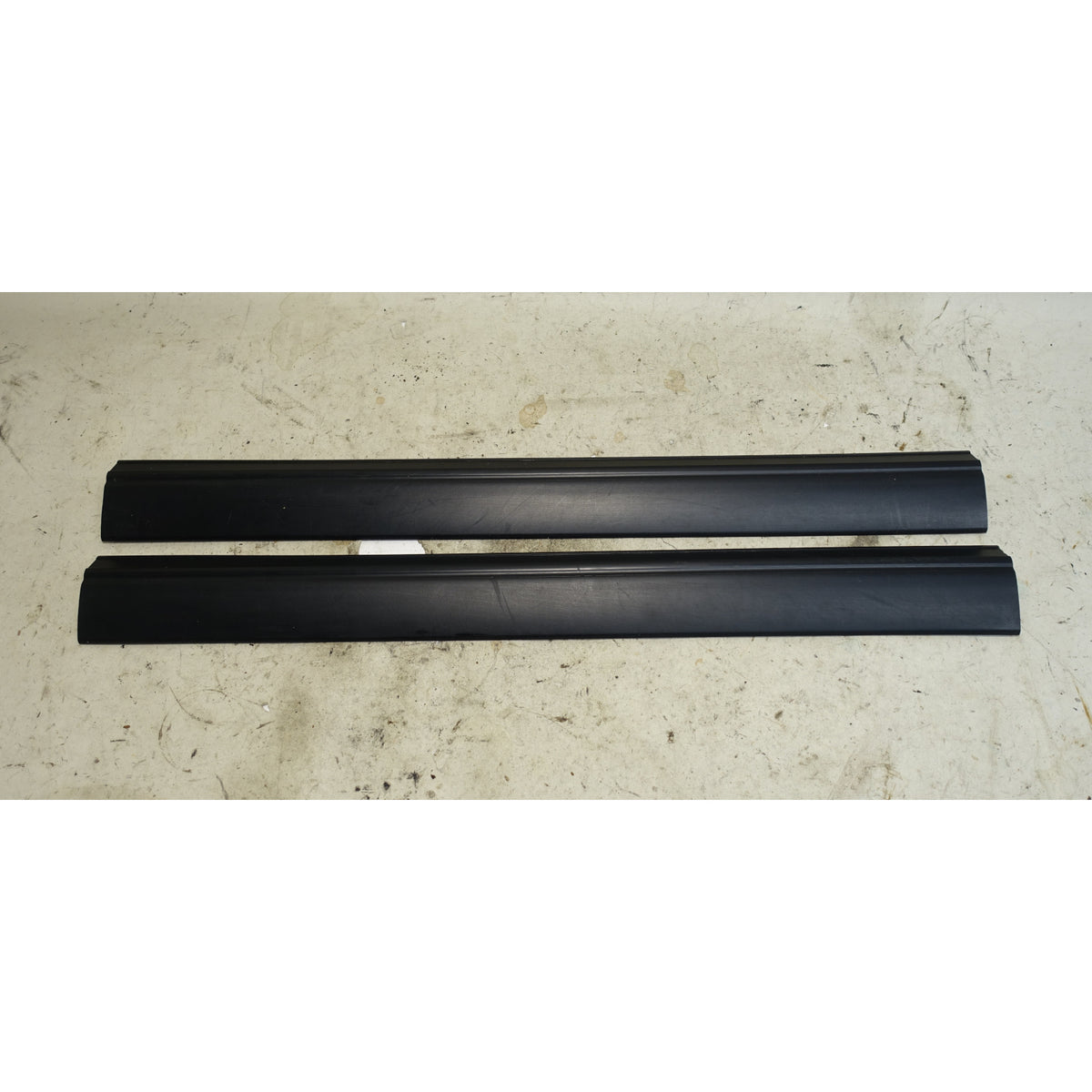 1996-2002 BMW Z3 Roadster Coupe Black Interior Door Sill Trim Cover Pair OEM