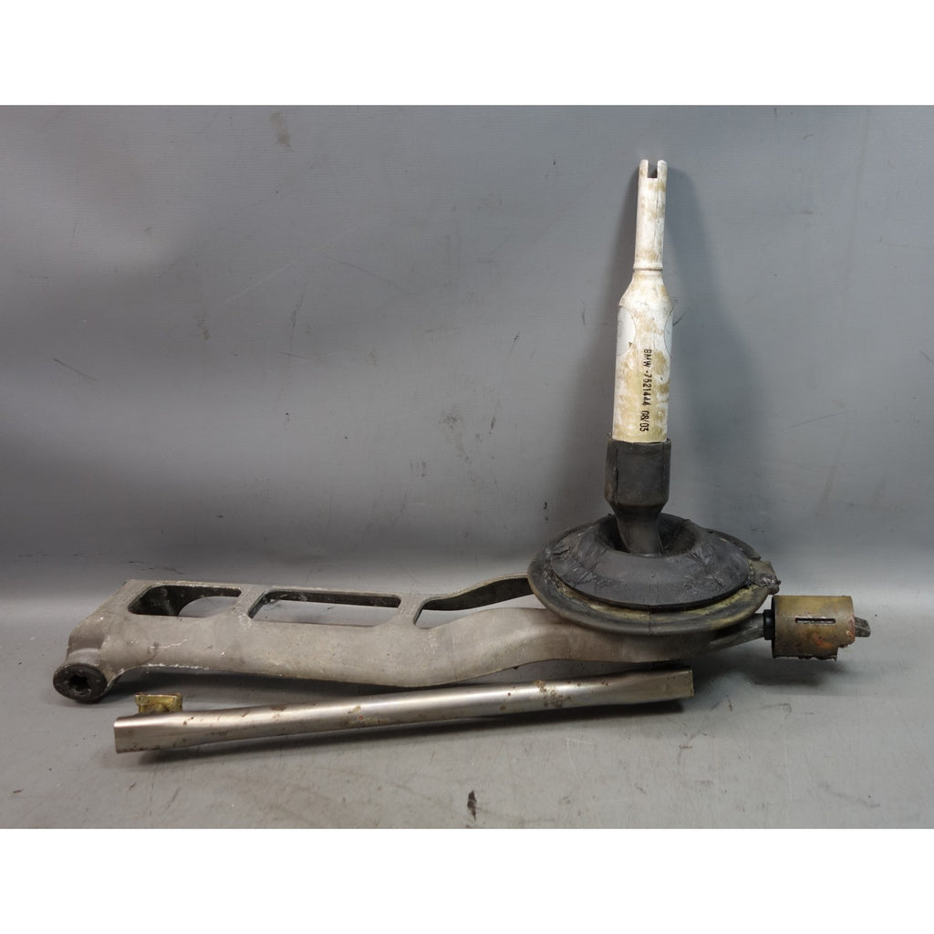 BMW E60 525i 530i Shifter Assembly for Manual Transmission OEM M54 N52 6-Cyl RWD