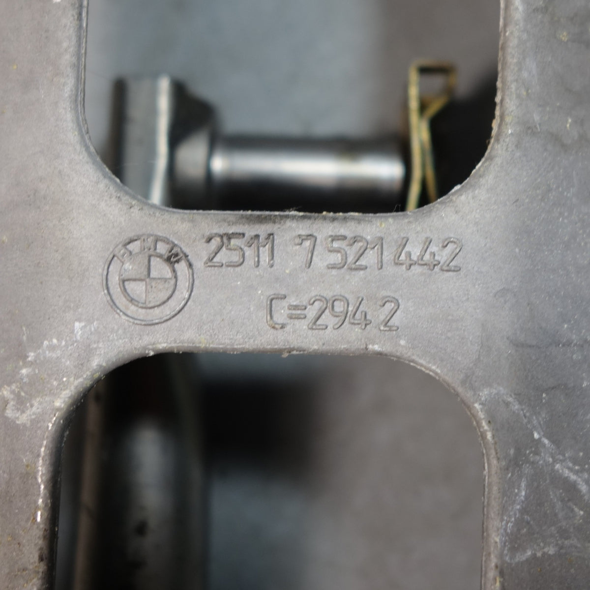 BMW E60 525i 530i Shifter Assembly for Manual Transmission OEM M54 N52 6-Cyl RWD